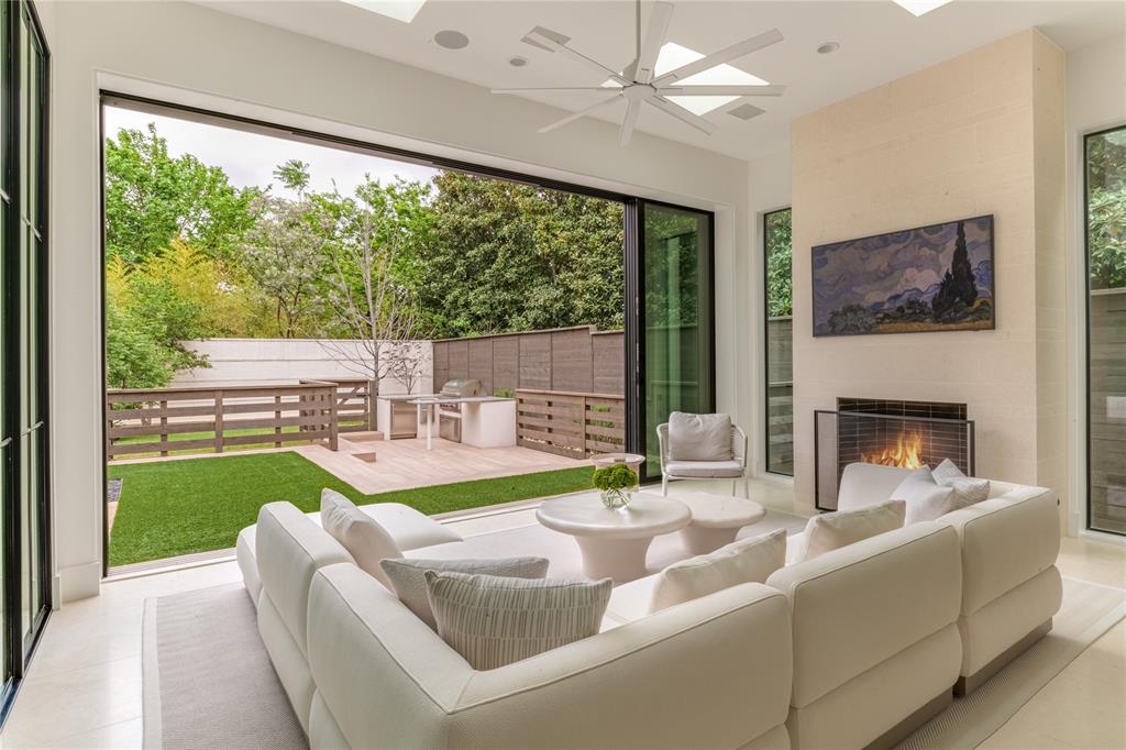 The Bluffs, Cochran Chapel - Residential