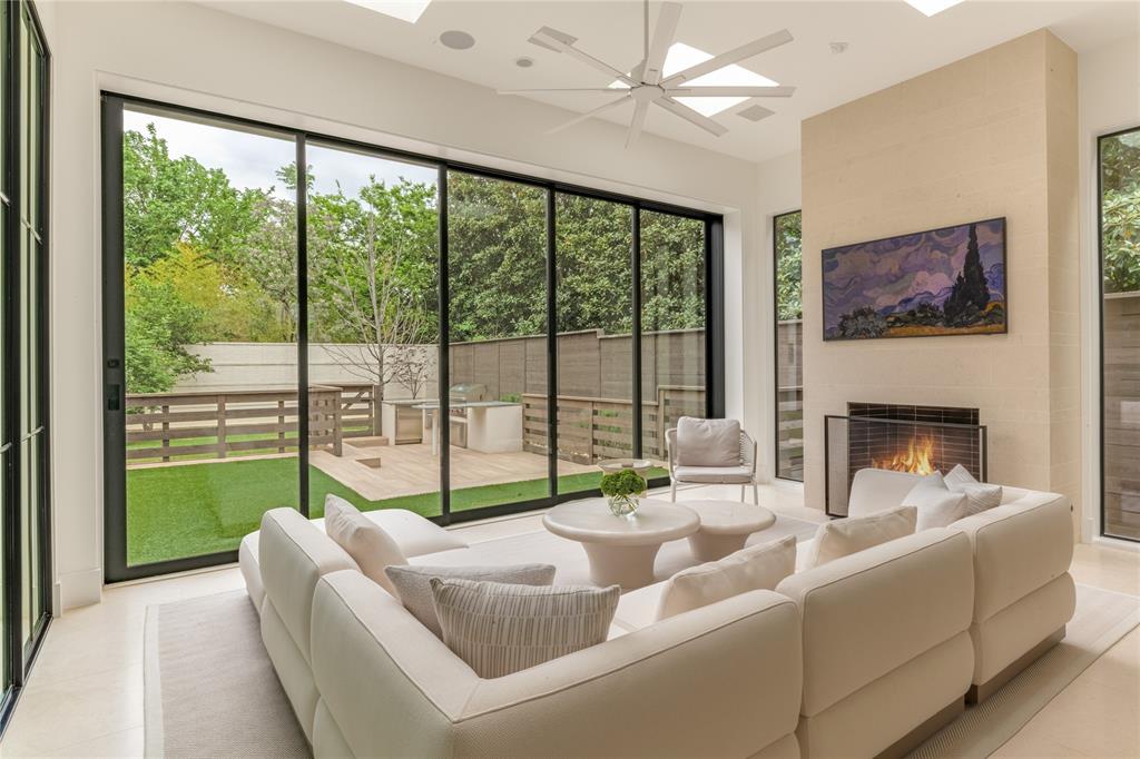 The Bluffs, Cochran Chapel - Residential