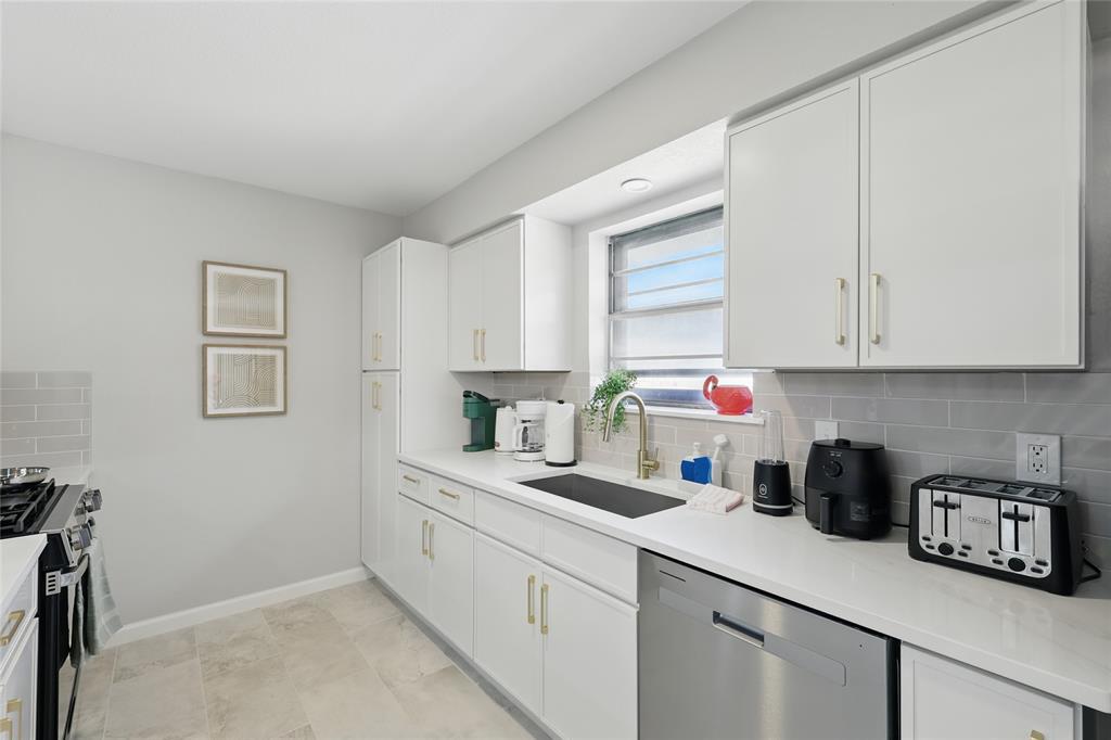 Forest Hills Instl 12 - Residential