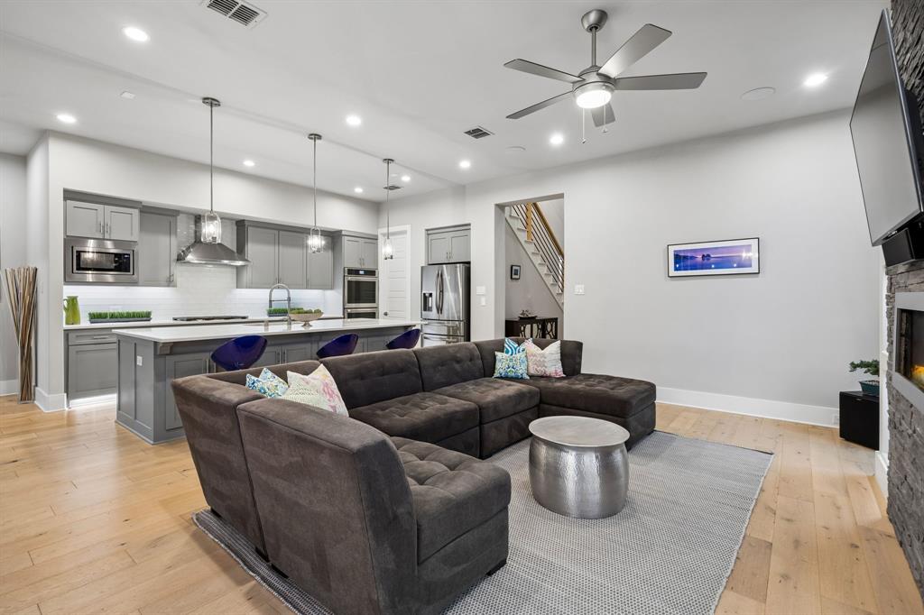 3609 Grant Court