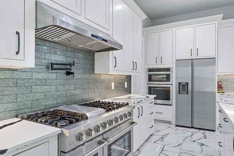 Tiny photo for 7281 Waters Edge Drive, The Colony, TX 75056 (MLS # 21058343)