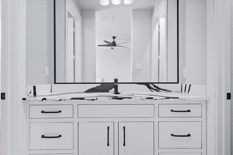 Tiny photo for 7281 Waters Edge Drive, The Colony, TX 75056 (MLS # 21058343)