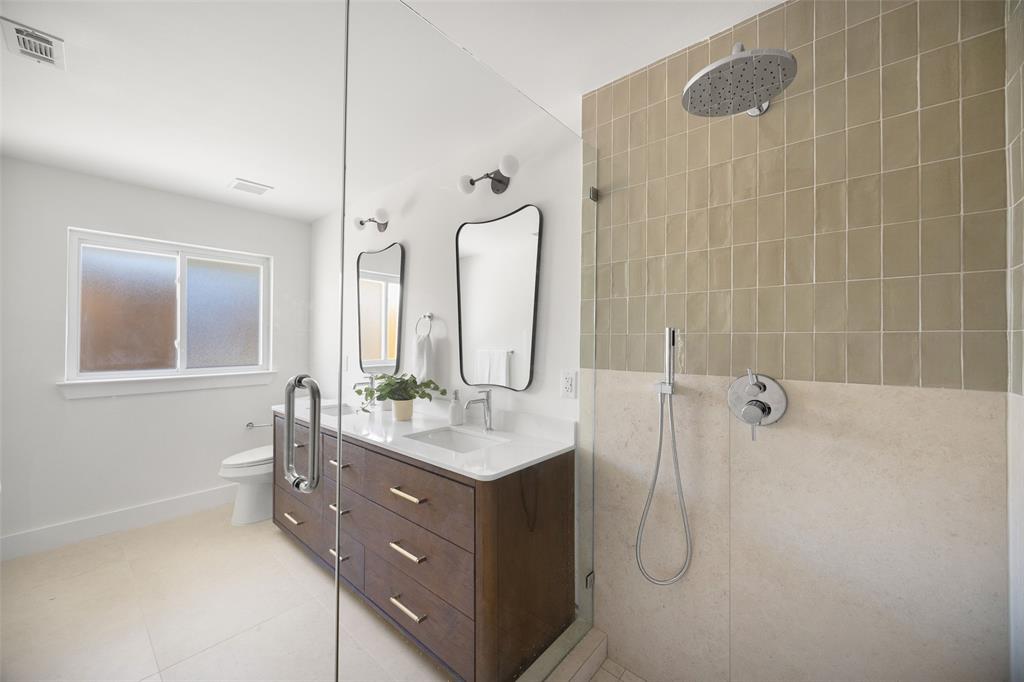 Hillcrest Homes 04 - Residential