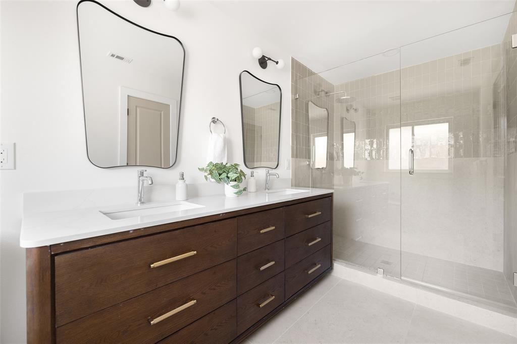 Hillcrest Homes 04 - Residential