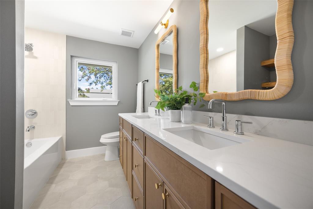 Hillcrest Homes 04 - Residential