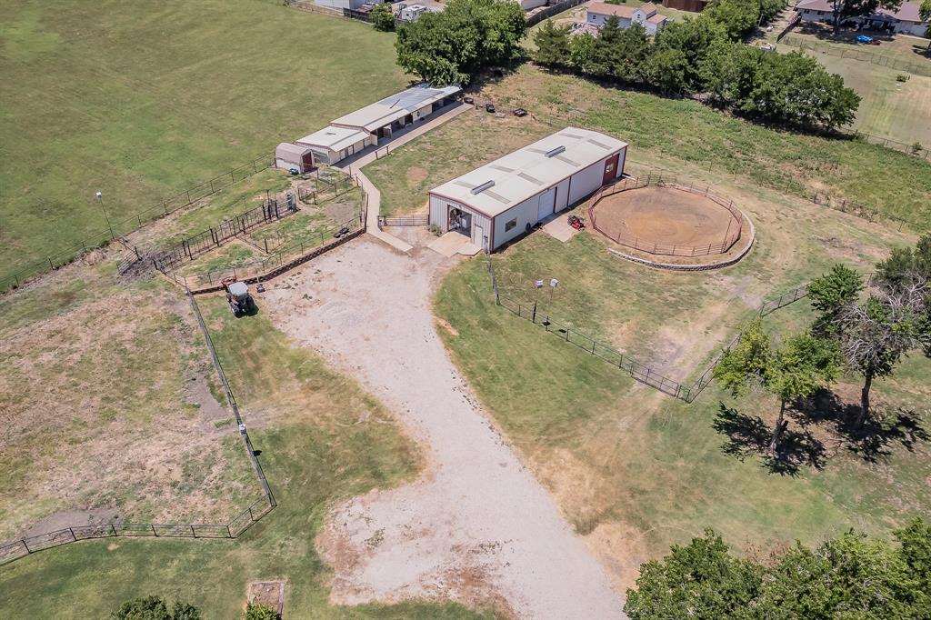 1441 Lakeview Drive