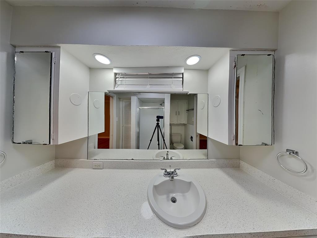 Glen Oaks - Residential Lease