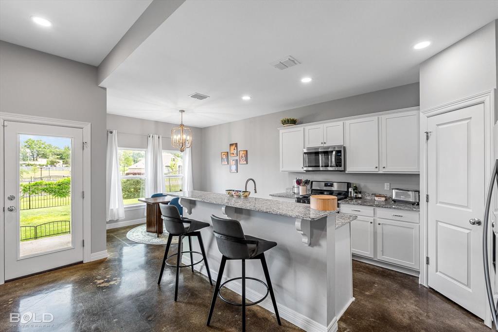 Shreveport, Louisiana 71106, United States, 4 Bedrooms Bedrooms, ,2 BathroomsBathrooms,Residential,Active,112137