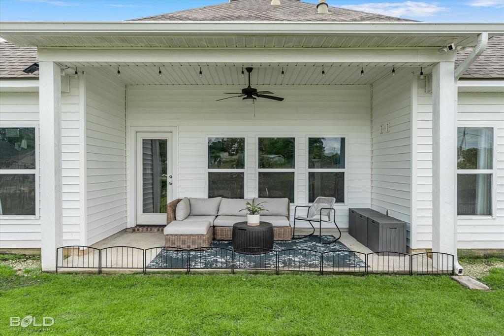 Shreveport, Louisiana 71106, United States, 4 Bedrooms Bedrooms, ,2 BathroomsBathrooms,Residential,Active,112137