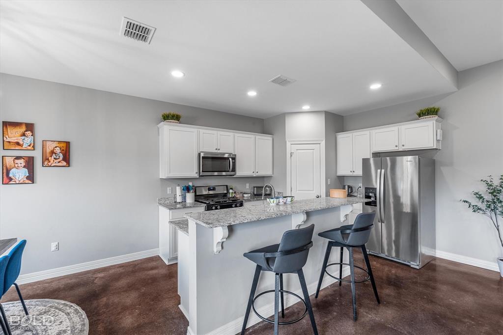 Shreveport, Louisiana 71106, United States, 4 Bedrooms Bedrooms, ,2 BathroomsBathrooms,Residential,Active,112137