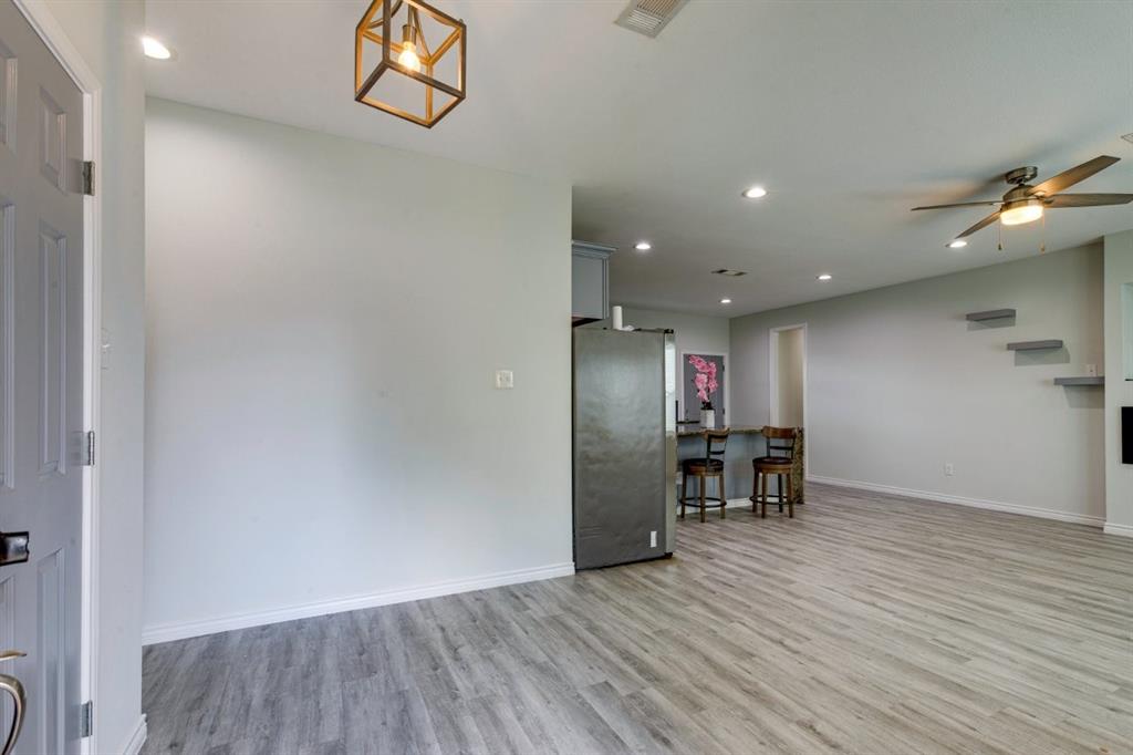 3083 Sunnyvale Street