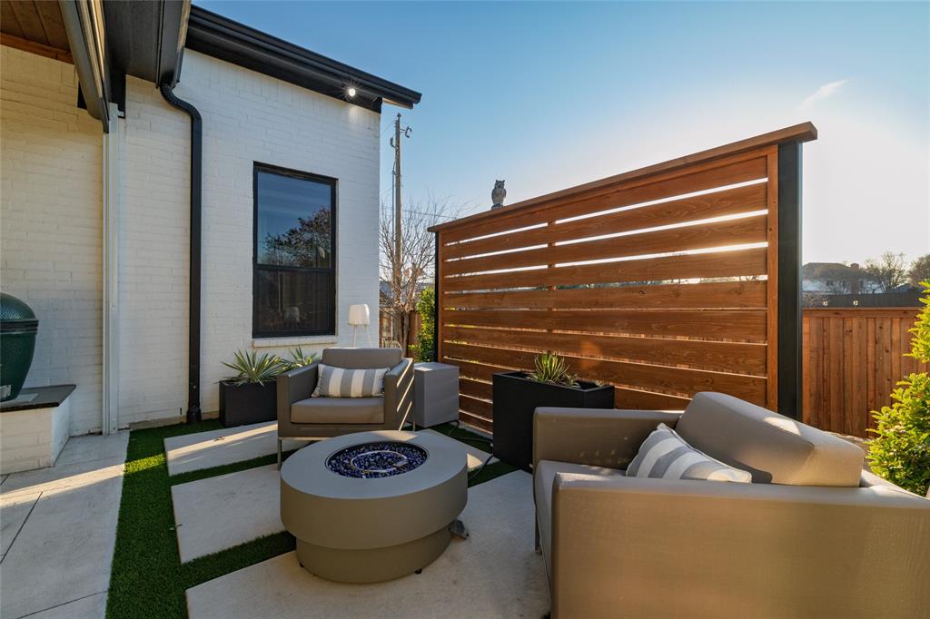 Fresh Meadows Estates - Residential