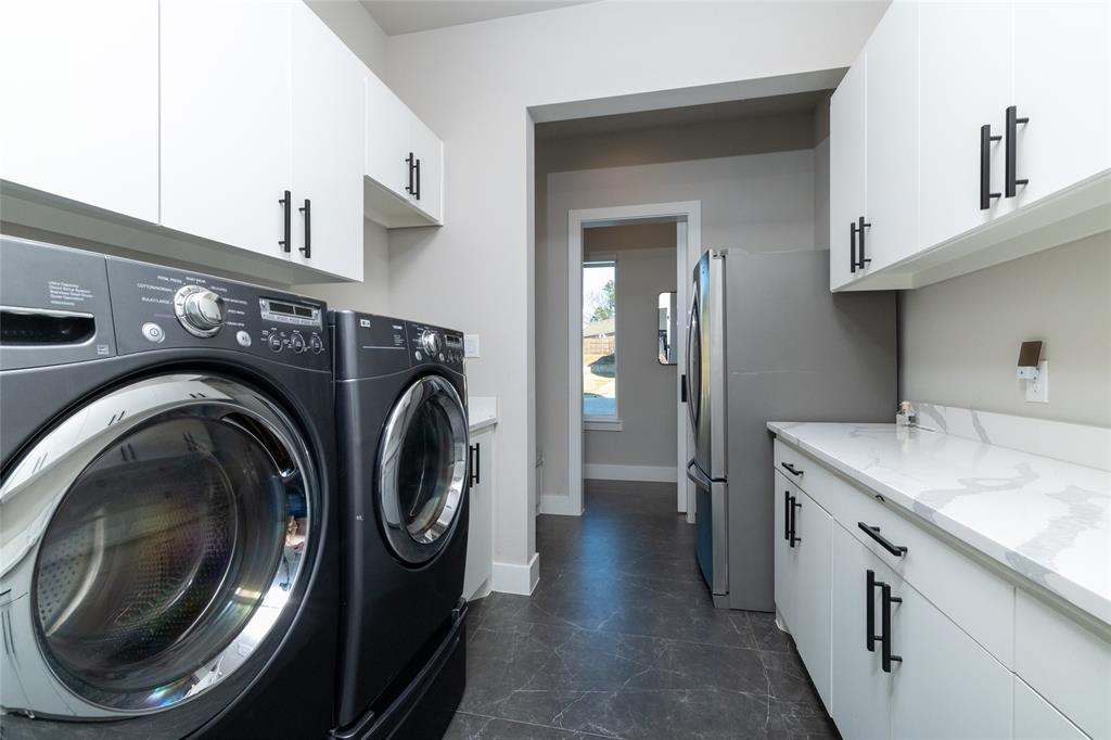 Fresh Meadows Estates - Residential