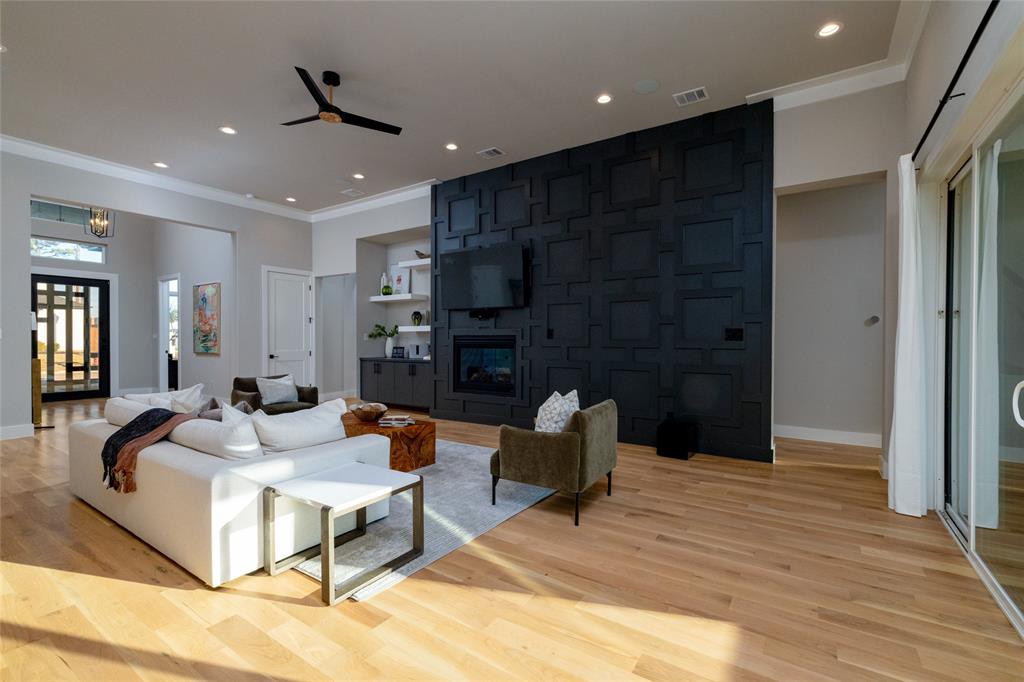 Fresh Meadows Estates - Residential