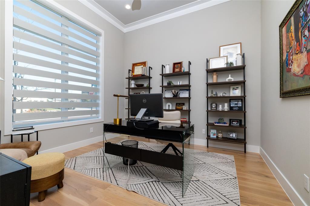 Fresh Meadows Estates - Residential