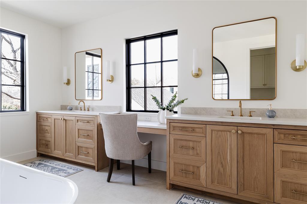 NORTHRIDGE ESTS #3 - Residential