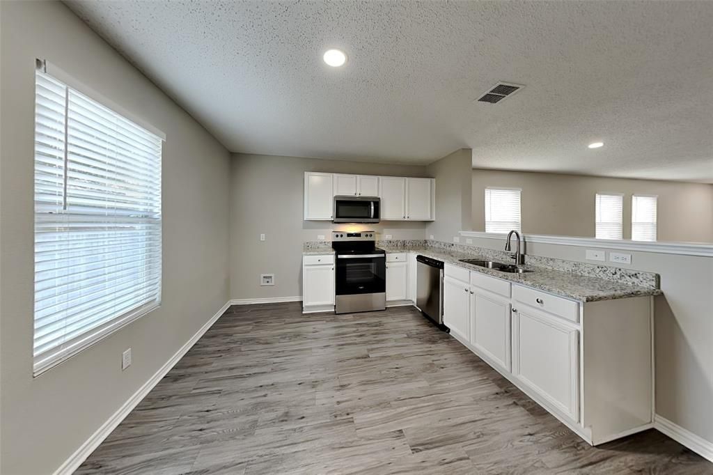 Photo of 4725 Waterford Drive, Fort Worth, TX 76179 (MLS # 21157592)