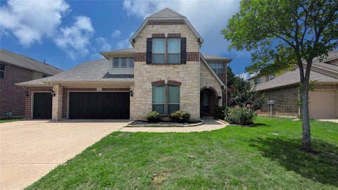 Photo of 952 Tara Drive, Burleson, TX 76028 (MLS # 21291627)