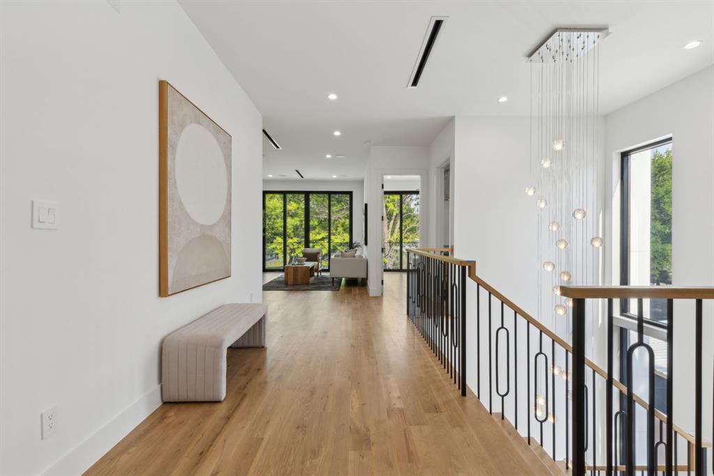 Ross Ave Annex - Residential