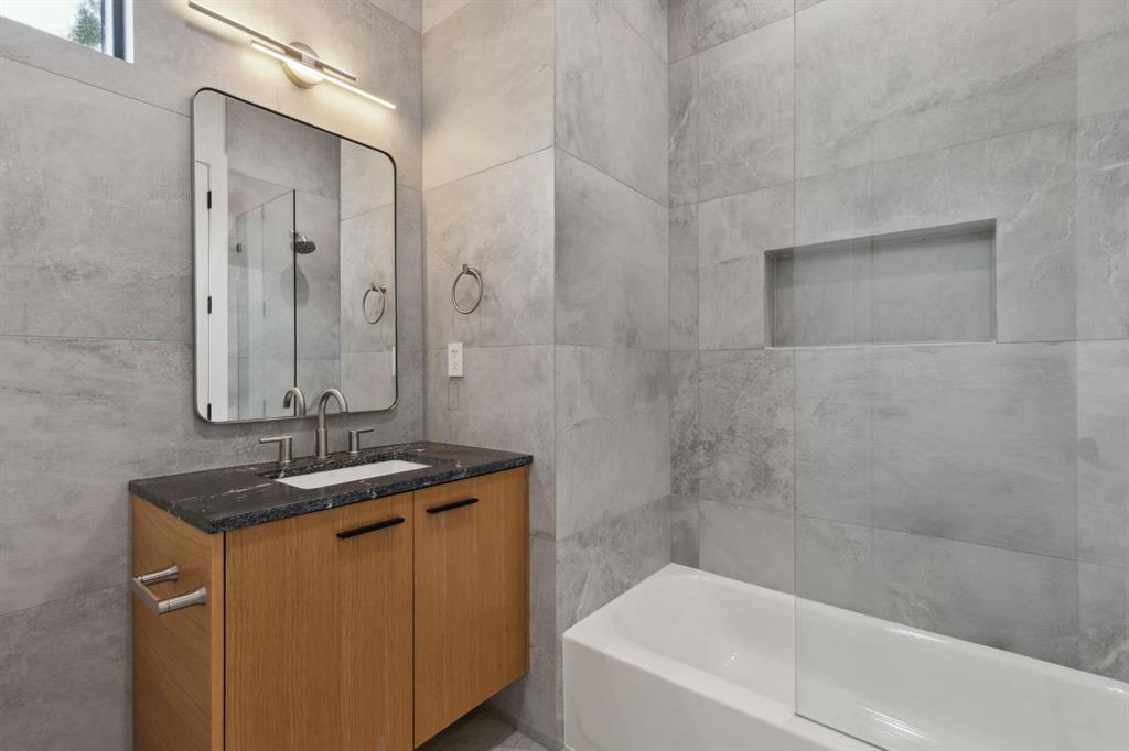 Ross Ave Annex - Residential