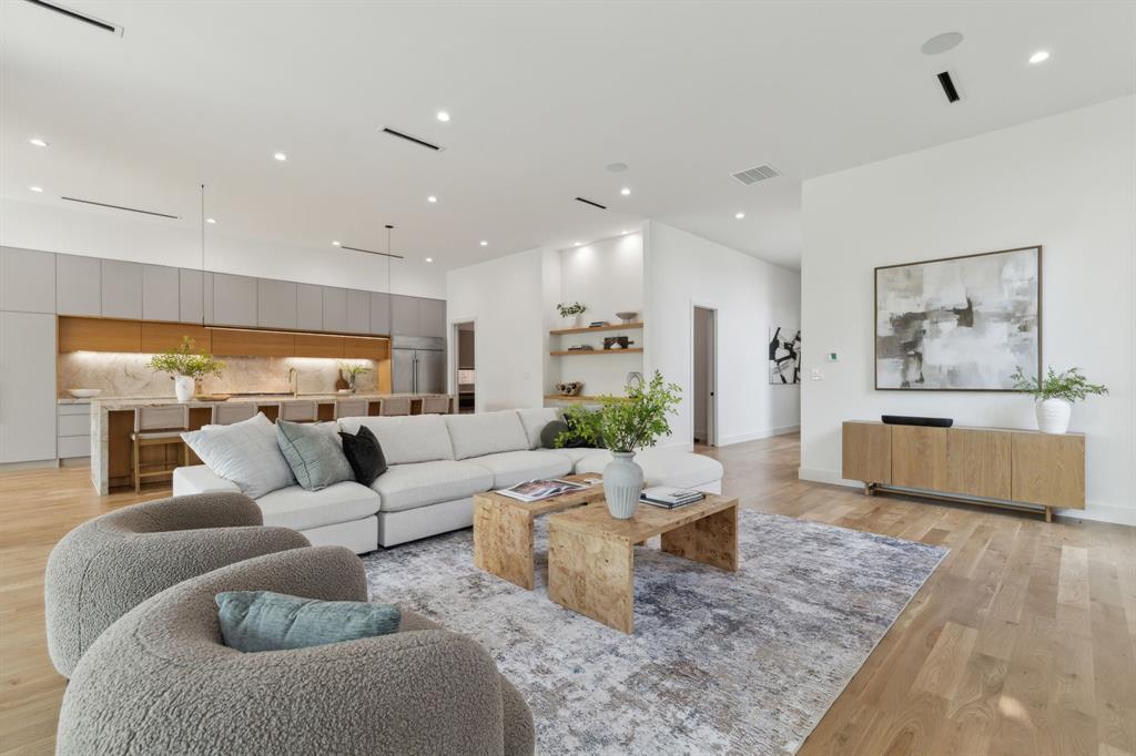 Ross Ave Annex - Residential