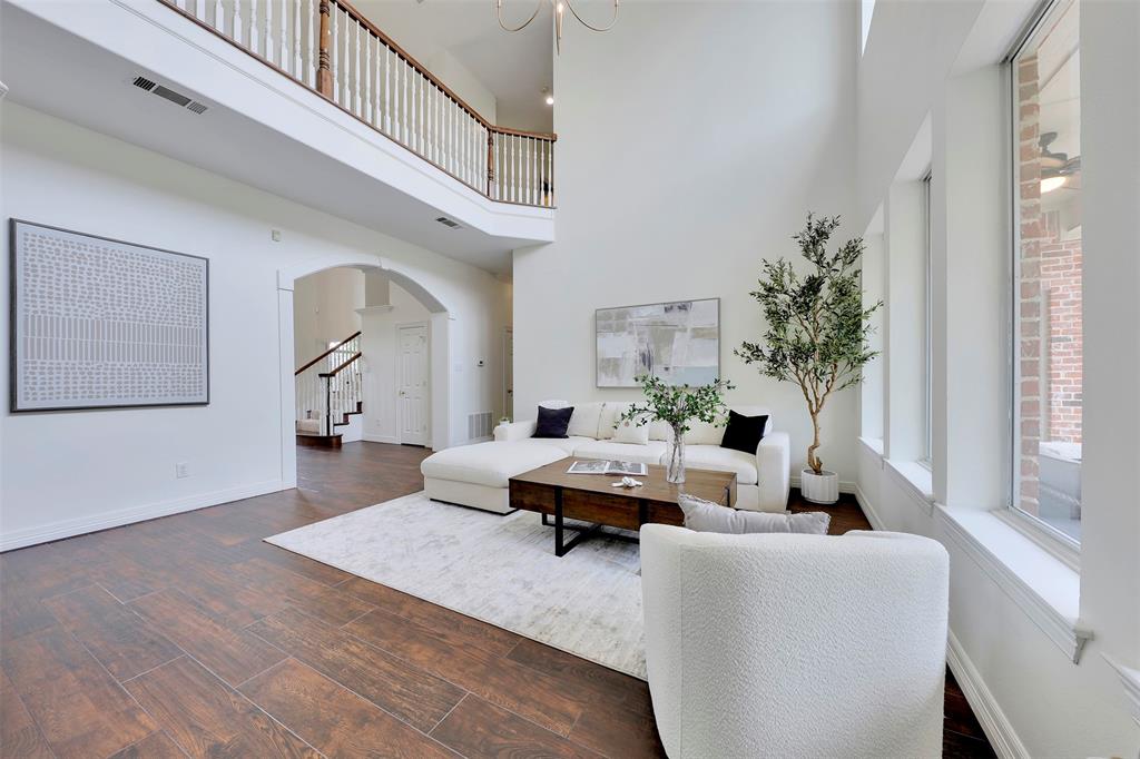 319 Meadow Drive