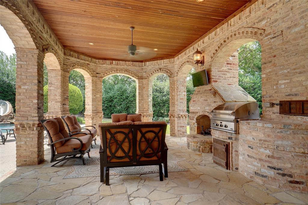 Castleton Manor - Residential