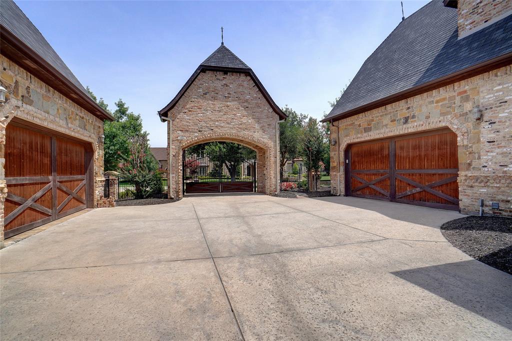 Castleton Manor - Residential