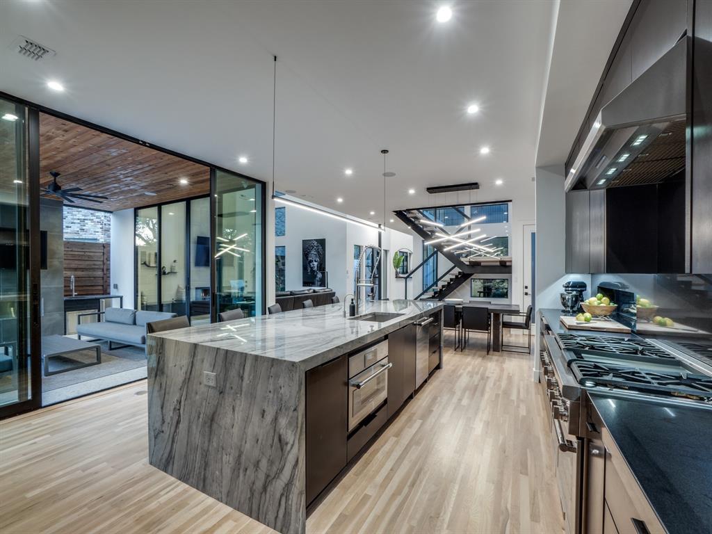 Ross Ave Annex - Residential