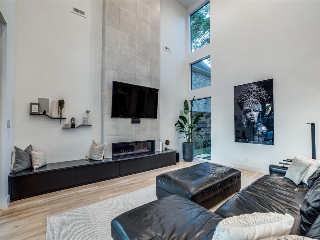 Ross Ave Annex - Residential