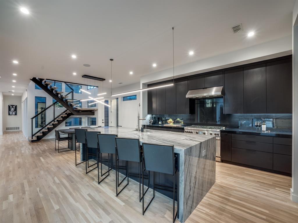 Ross Ave Annex - Residential