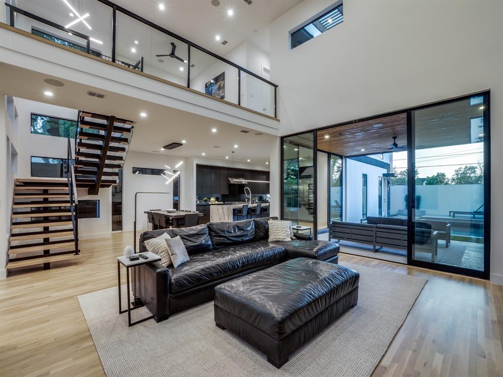 Ross Ave Annex - Residential