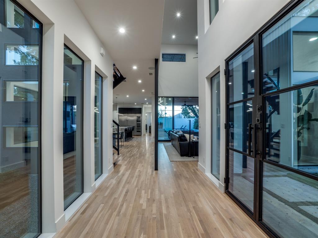 Ross Ave Annex - Residential