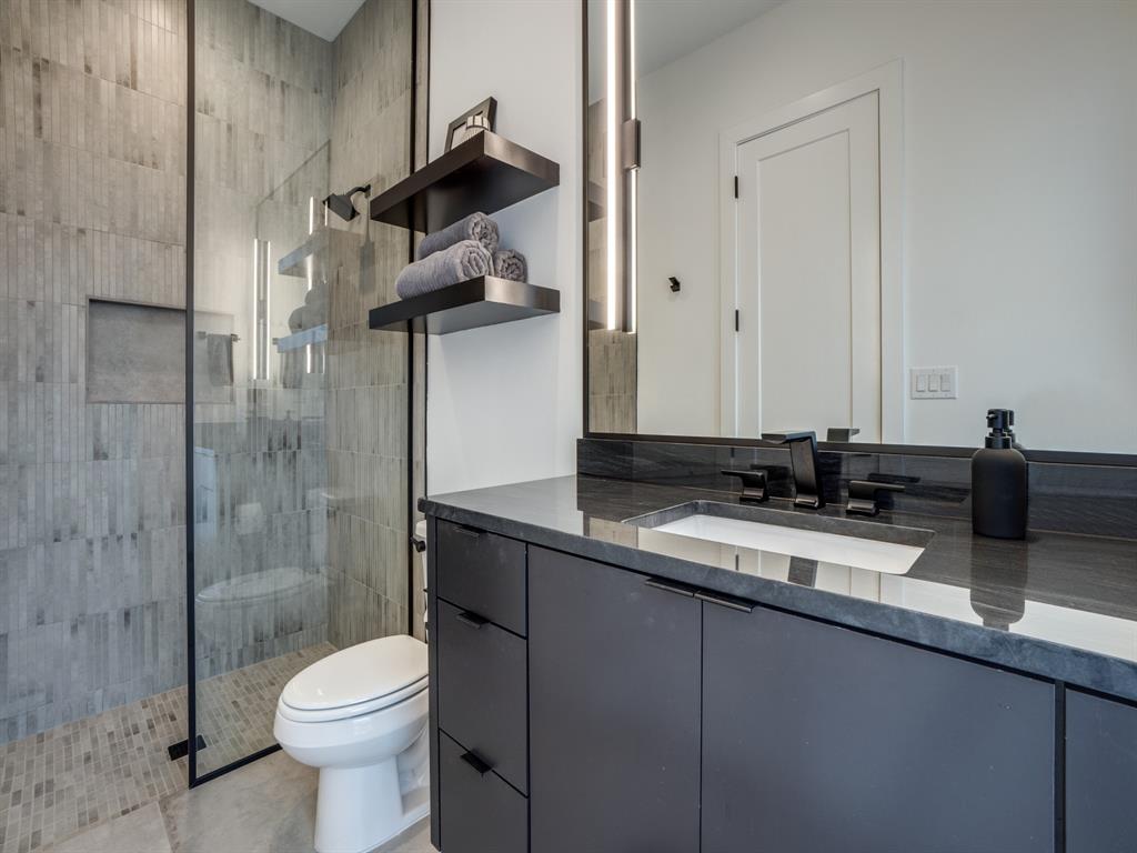 Ross Ave Annex - Residential