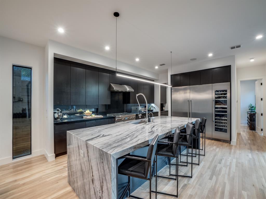 Ross Ave Annex - Residential