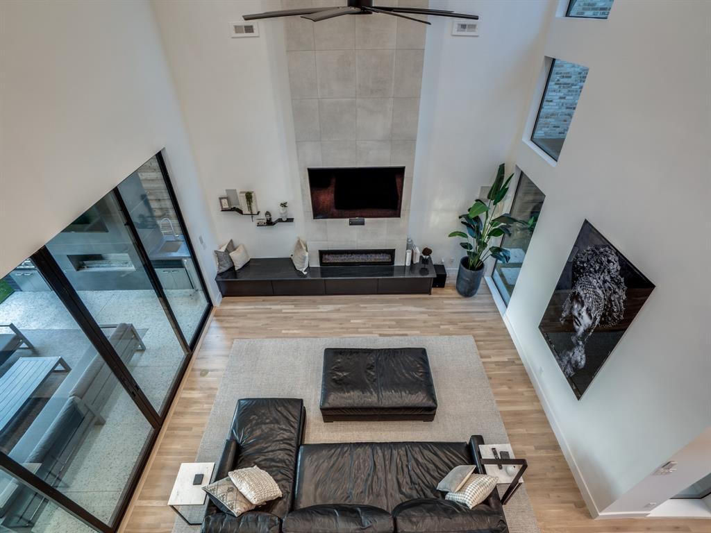 Ross Ave Annex - Residential