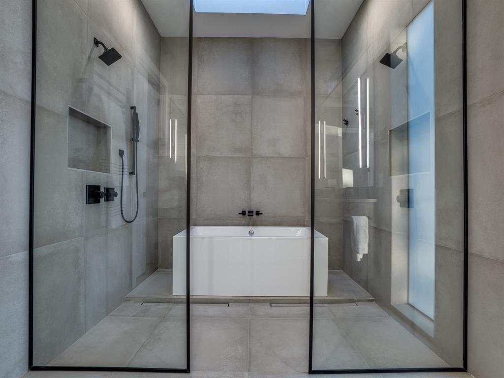 Ross Ave Annex - Residential