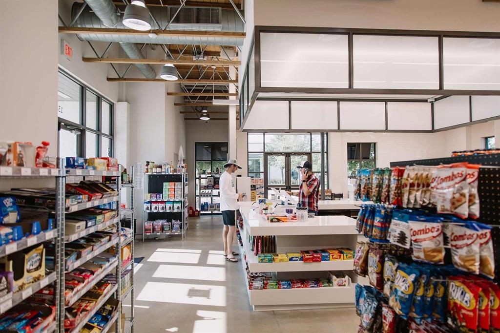 1705 Rolling Oaks Drive