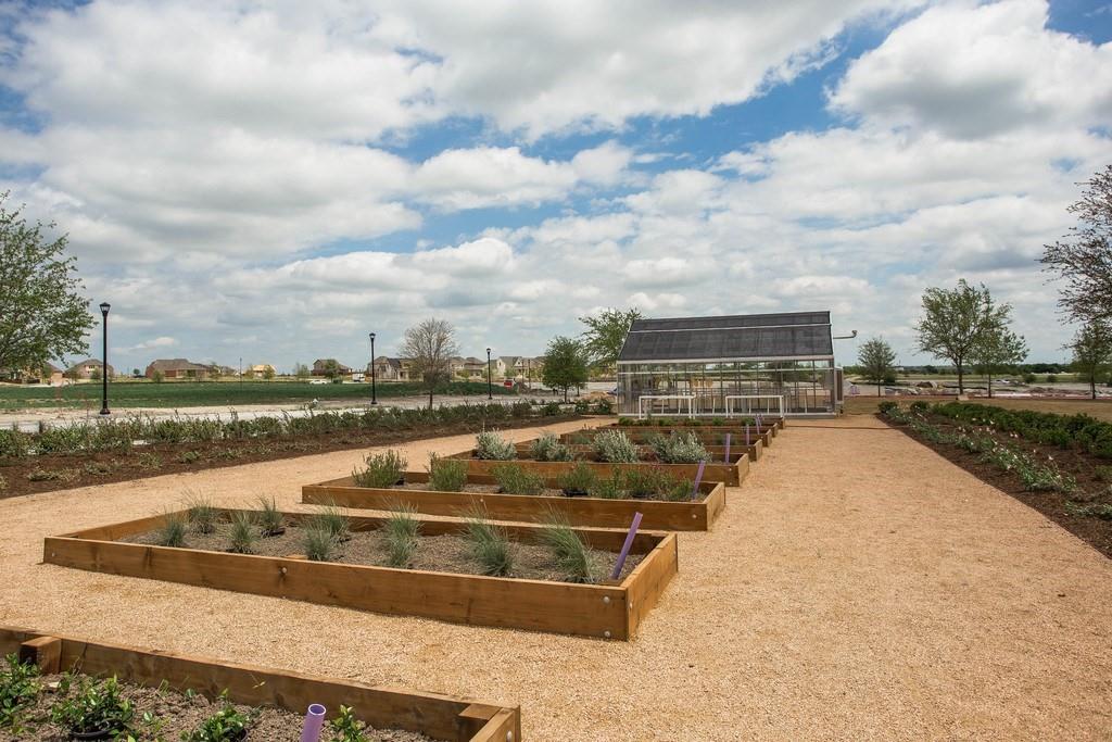 1705 Rolling Oaks Drive