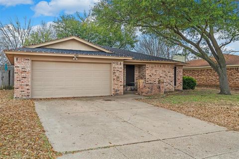 Tiny photo for 405 SW Rand Drive, Burleson, TX 76028 (MLS # 21192955)
