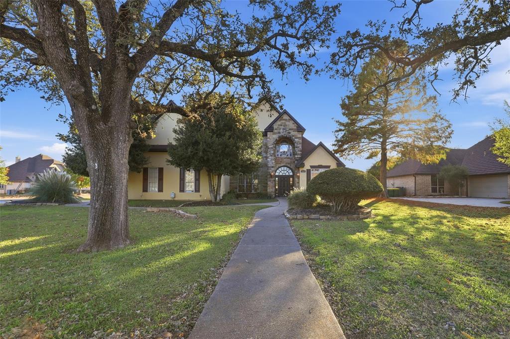 3724 Cove Timber Avenue