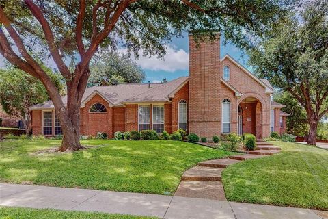 Photo of 779 Pelican Lane, Coppell, TX 75019 (MLS # 21225550)