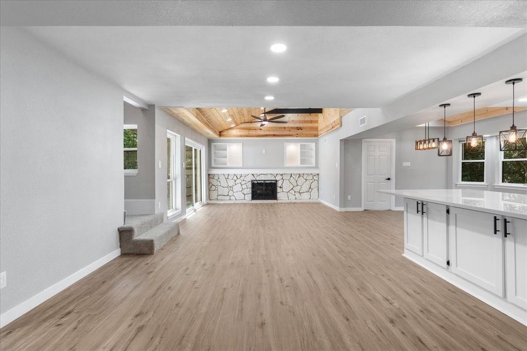 1815 Wellington Court
