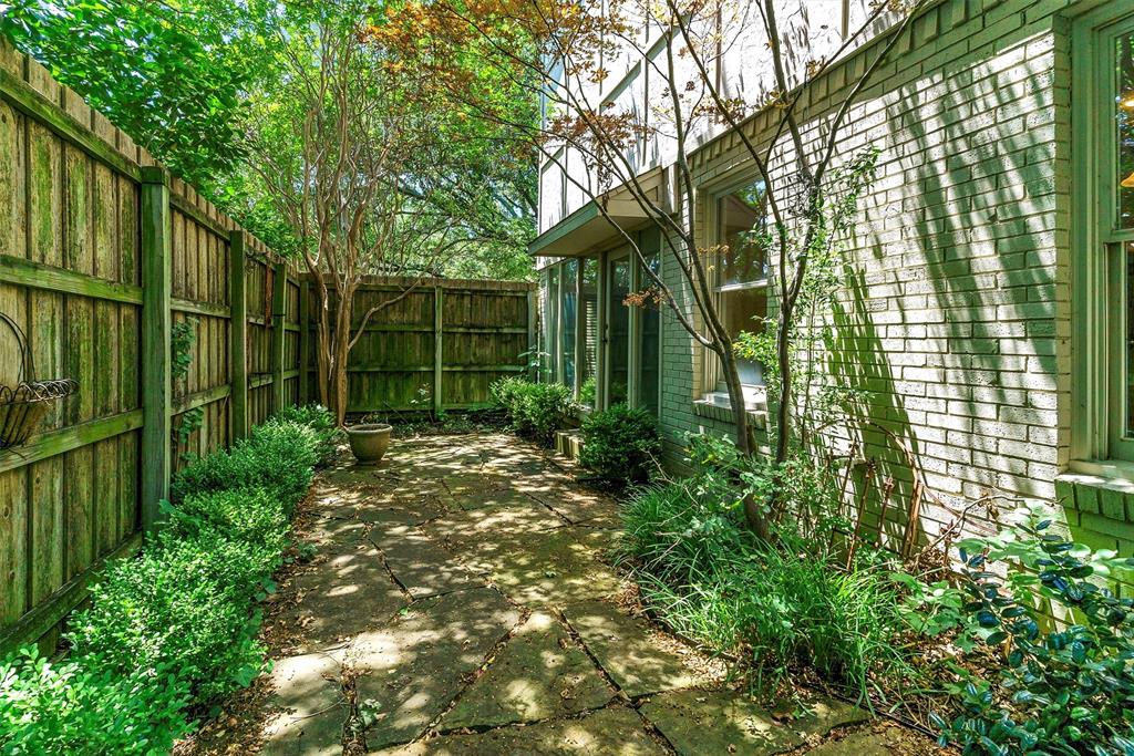 Preston Place 03 - Residential