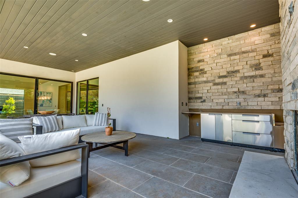 Crestmanor Estates - Residential