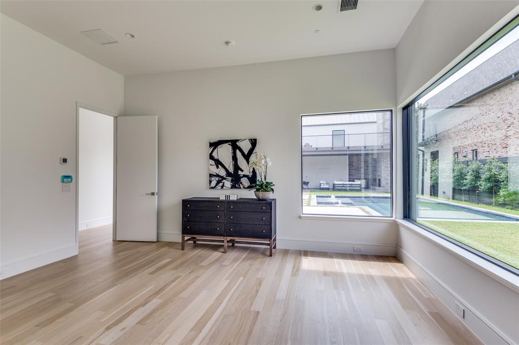 Crestmanor Estates - Residential