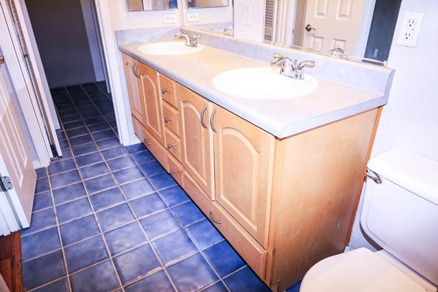 Oaks Montfort Ph 04 - Residential Lease