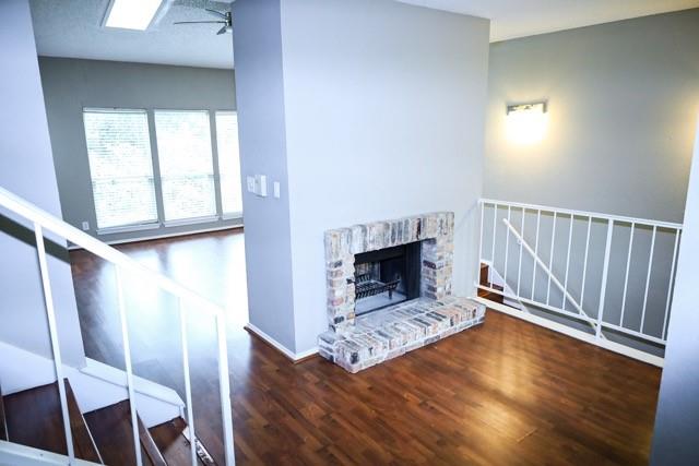 Oaks Montfort Ph 04 - Residential Lease