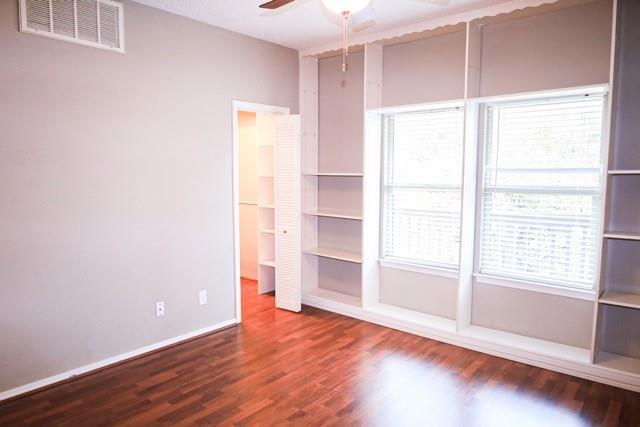 Oaks Montfort Ph 04 - Residential Lease