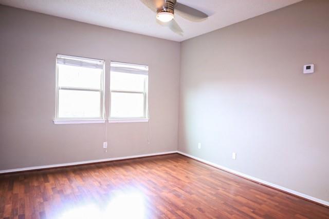 Oaks Montfort Ph 04 - Residential Lease